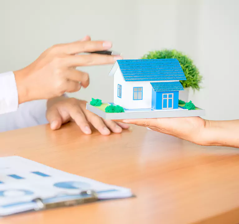 Why Choose Us to Sell a House with a Reverse Mortgage in Lynbrook, NY?